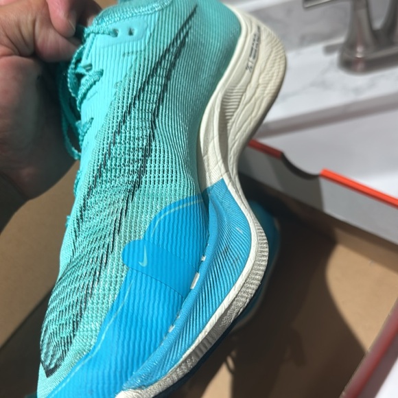 Men Zoom vaporfly, few times used side 11 excelent condition  to run & have fun - Picture 5 of 7